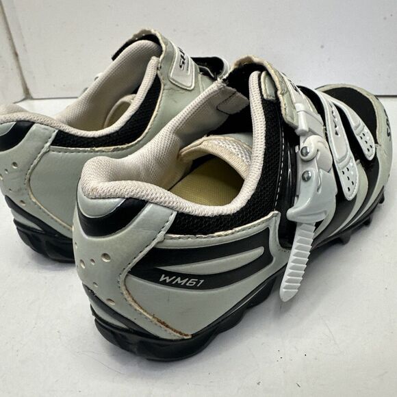 Shimano WM61 Mountain Bike Shoes Womens 7.2 US Ratcheting Microadjustable Strap - Picture 8 of 16
